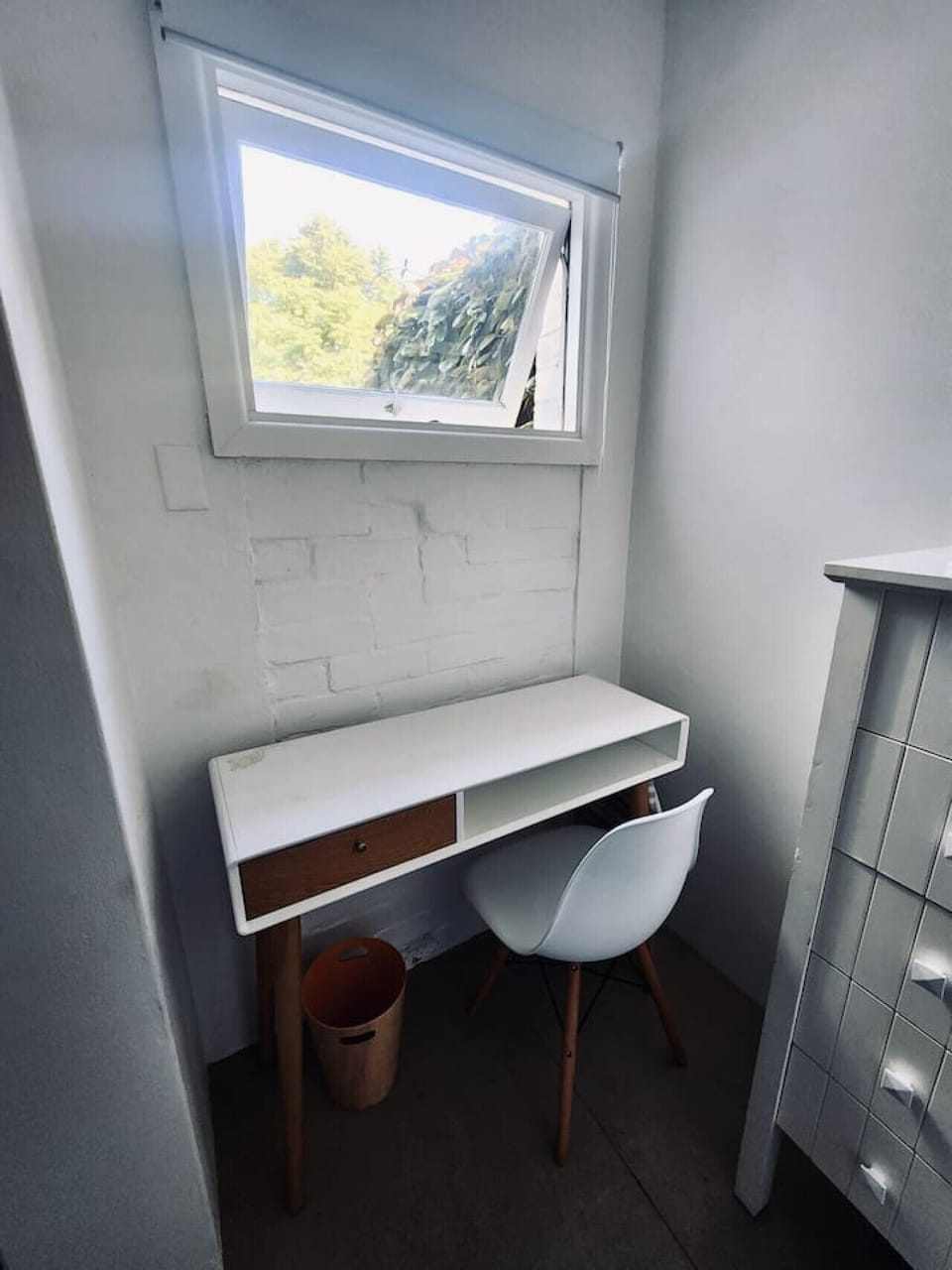 Work Desk