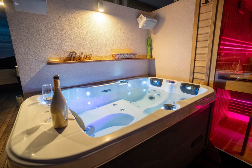 Jacuzzi