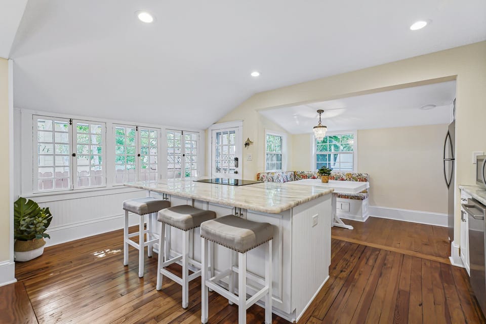 Ideal spot to show off your cooking skills!
