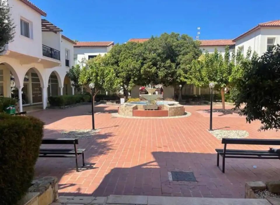 "... The quiet and beautiful outdoor garden was a highlight for us" - Marleen