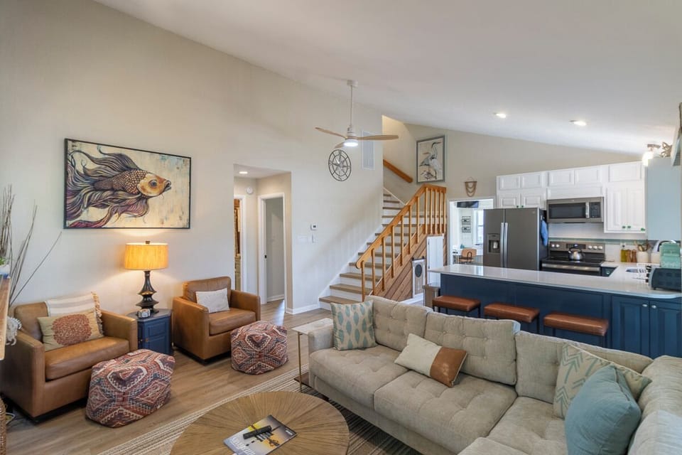 Mid Level Living Area