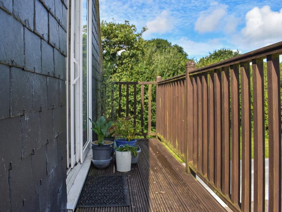 Decking | Lavrean Farm, St Austell