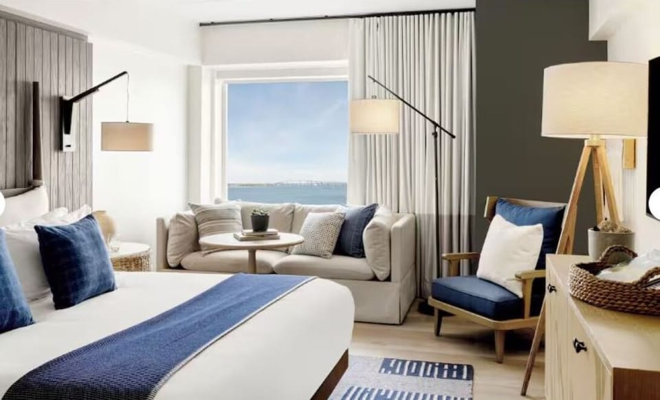 Unit with 1 King size bed