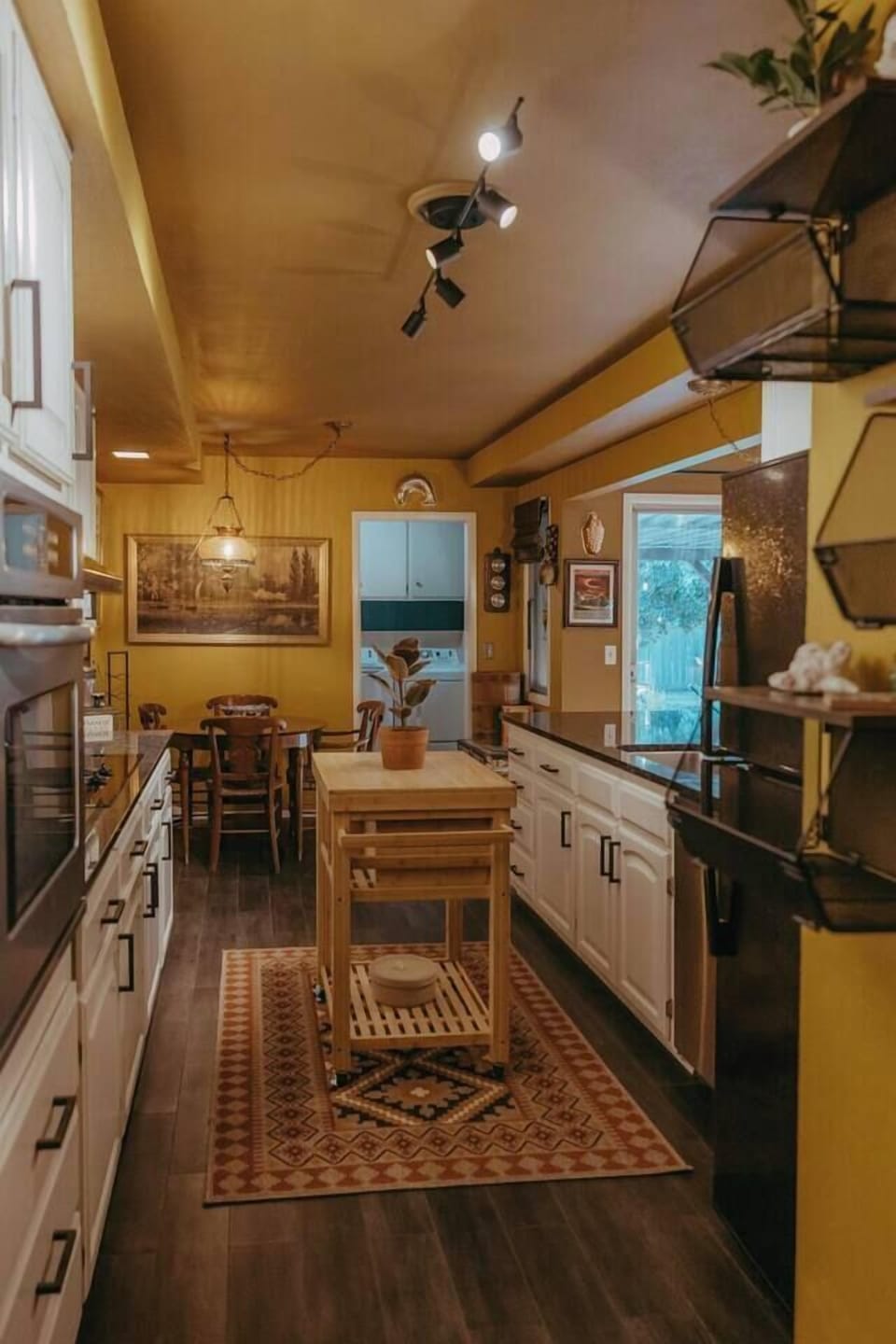 Kitchen (2)