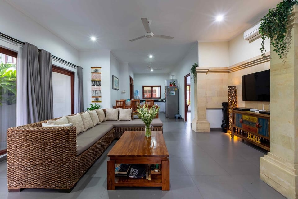 Villa Rosa - Sanur Village (1221)