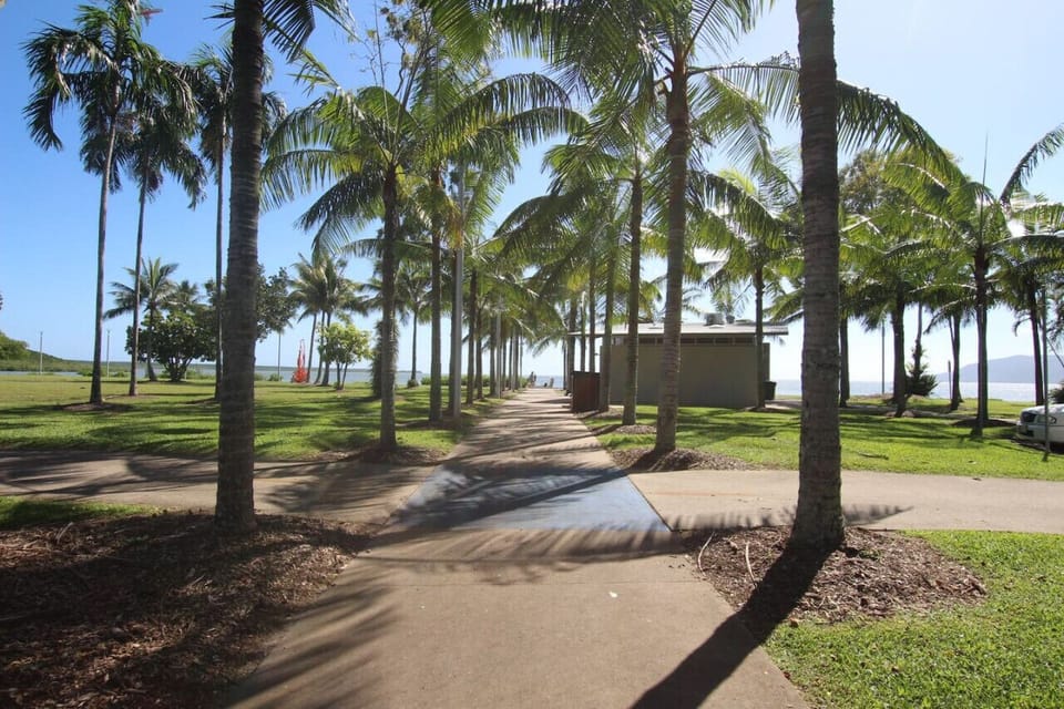 Cairns Esplanade a few minutes walk from the apartment