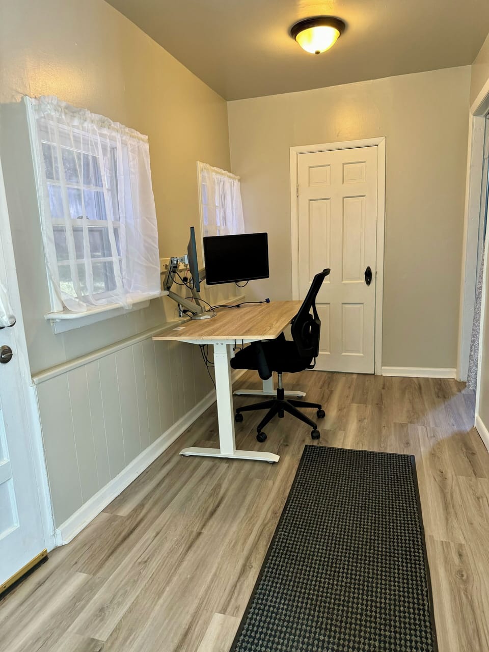 Workspace and laundry room 1/2 bath