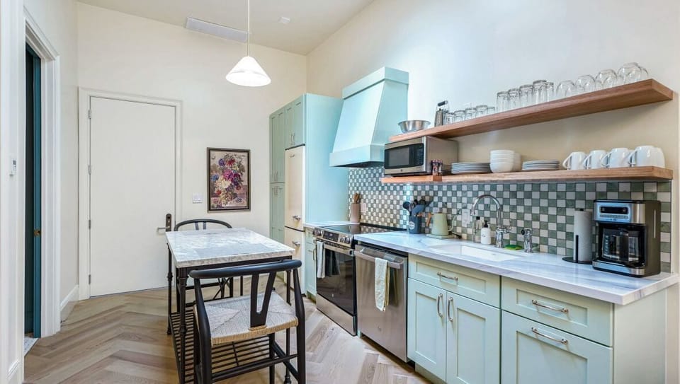 Cook up grub or just grab a seat and chat.