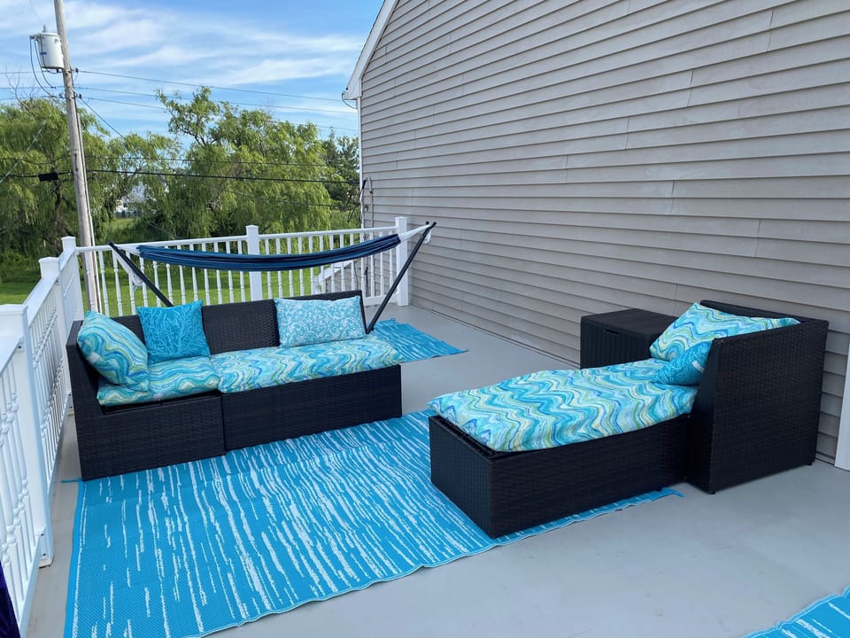 Upper sun deck