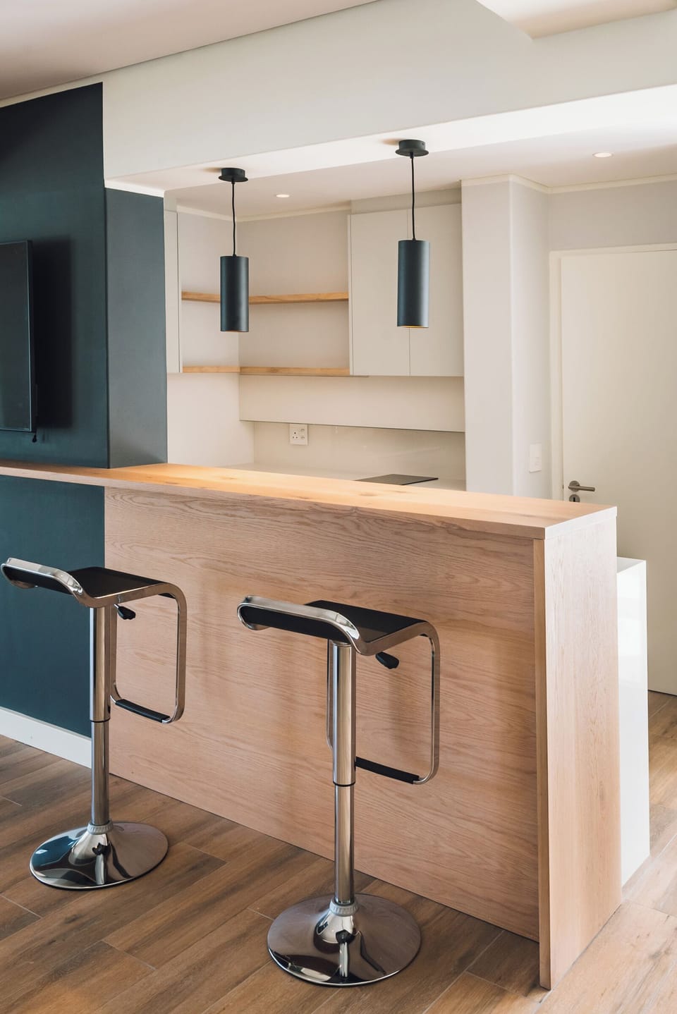 Kitchenette (downstairs)