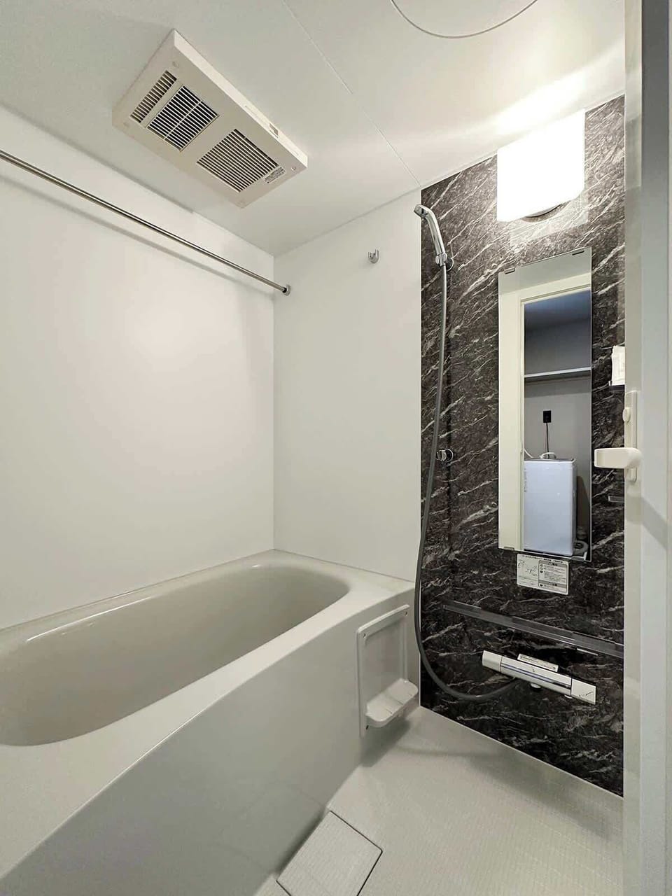 Bathtub