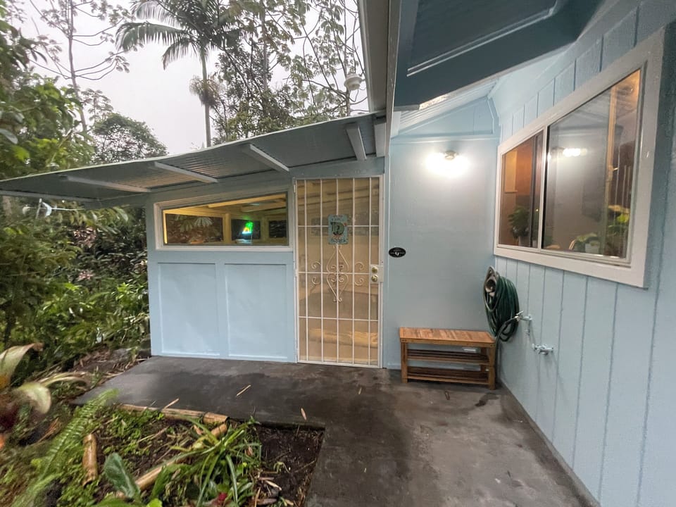 Surf Shack/covered lanai.