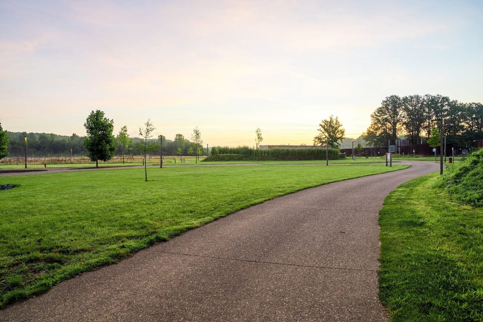 Immediate Surroundings [summer] (<1 km)