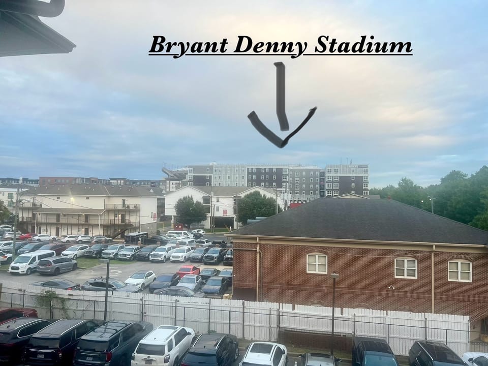 Easy walk to Bryant Denny Stadium.