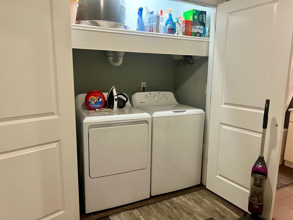 Washer & Dryer