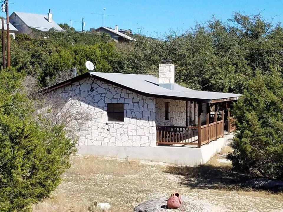 Cherokee Oaks Cabin