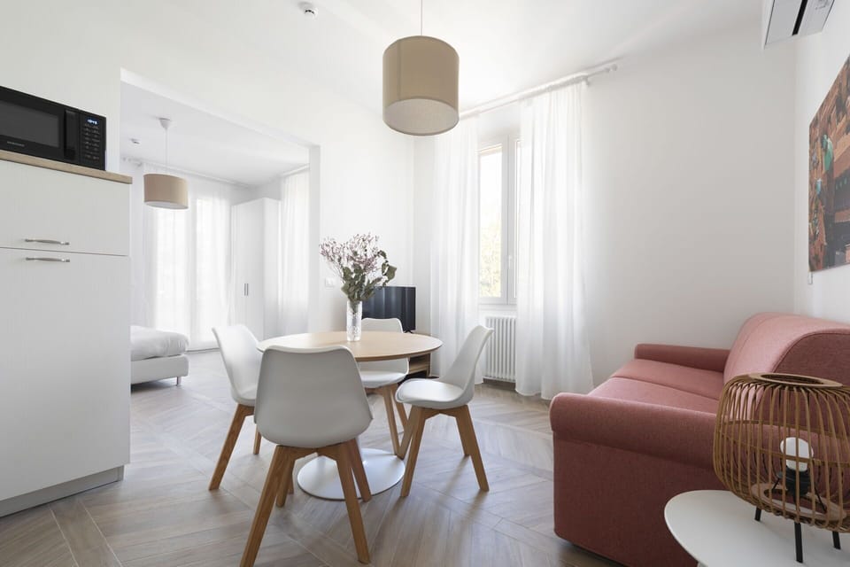 Bedroom, Dining Room, Kitchen, Living Room