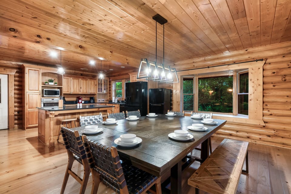 Enjoy your favorite meals with family, with seating for 13!