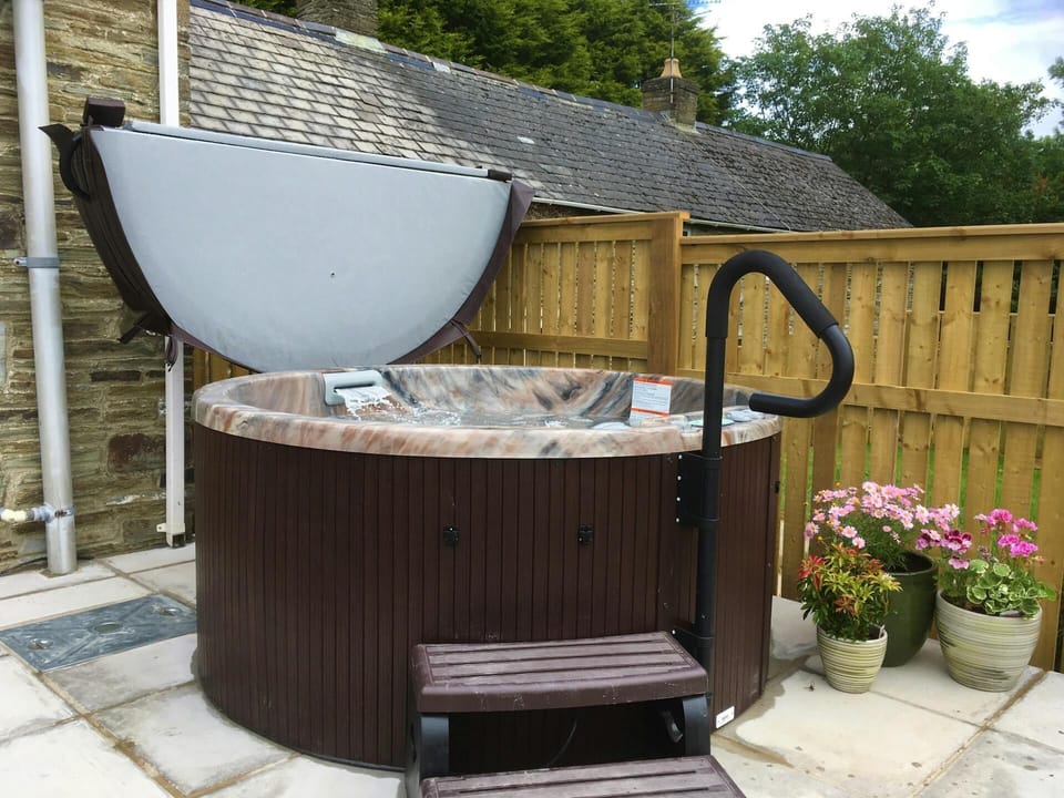 Hot tub on the patio area