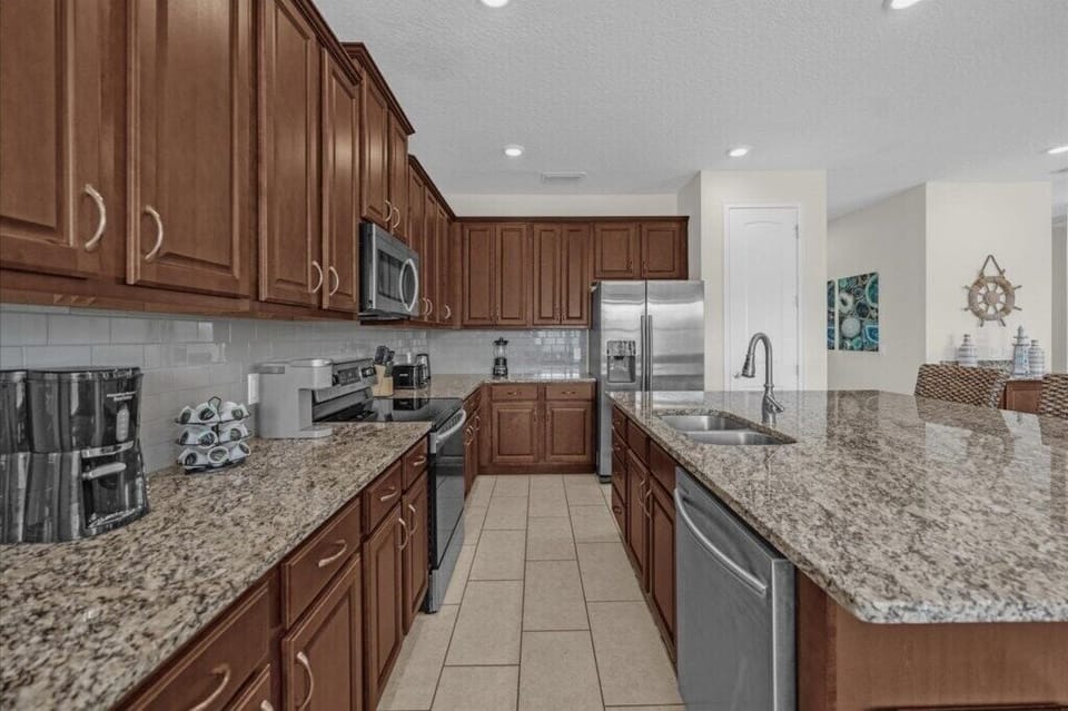 7720WestlandDrive(8)