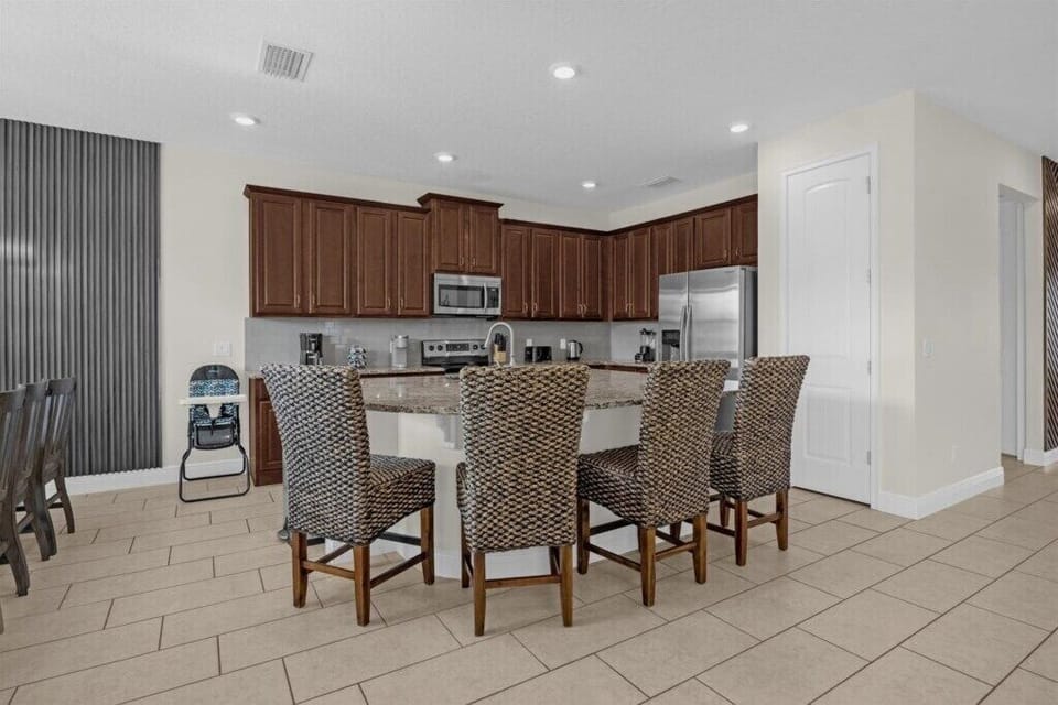 7720WestlandDrive(7)