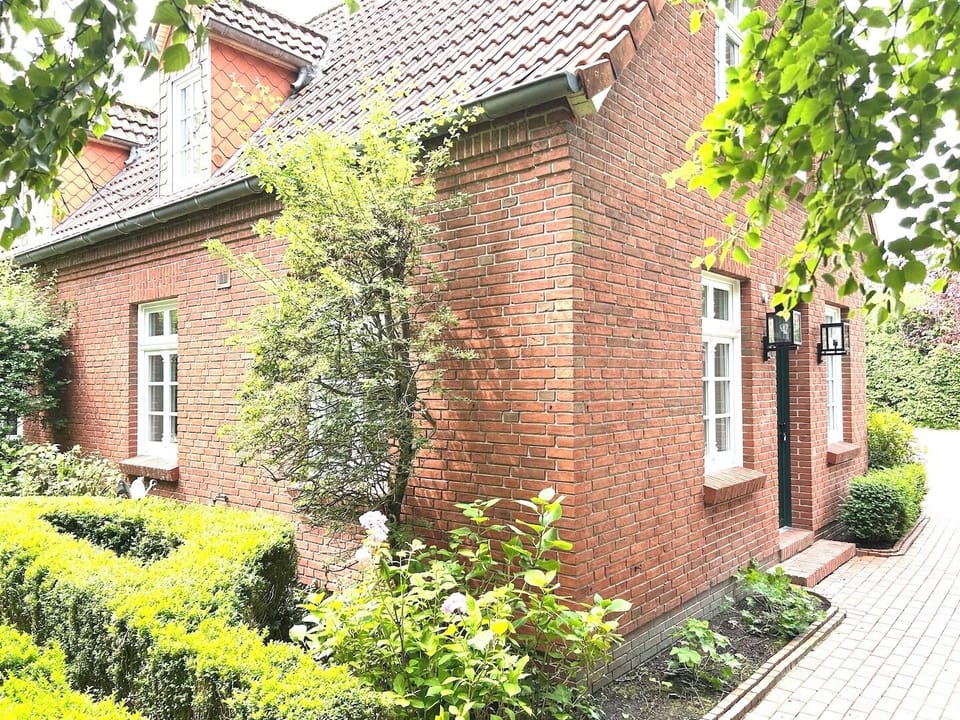 Facade / entrance