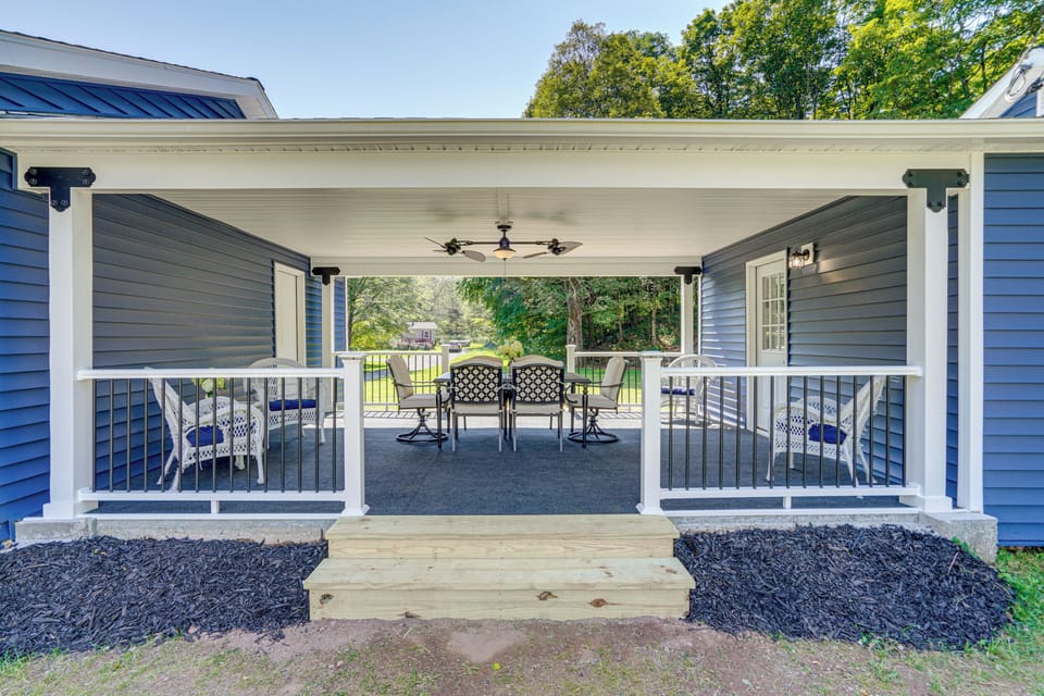 Palenville Vacation Rental | 2BR | 2BA | 1,200 Sq Ft | Stairs Required