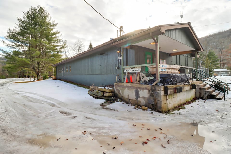 Located in Elk Creek Escape
