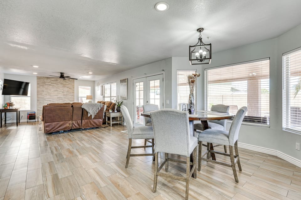 Additional Dining Area | 1st Floor