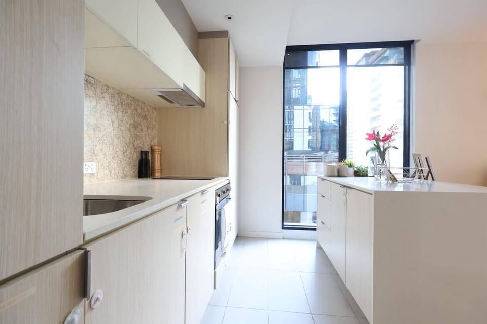 Kitchen area (2)