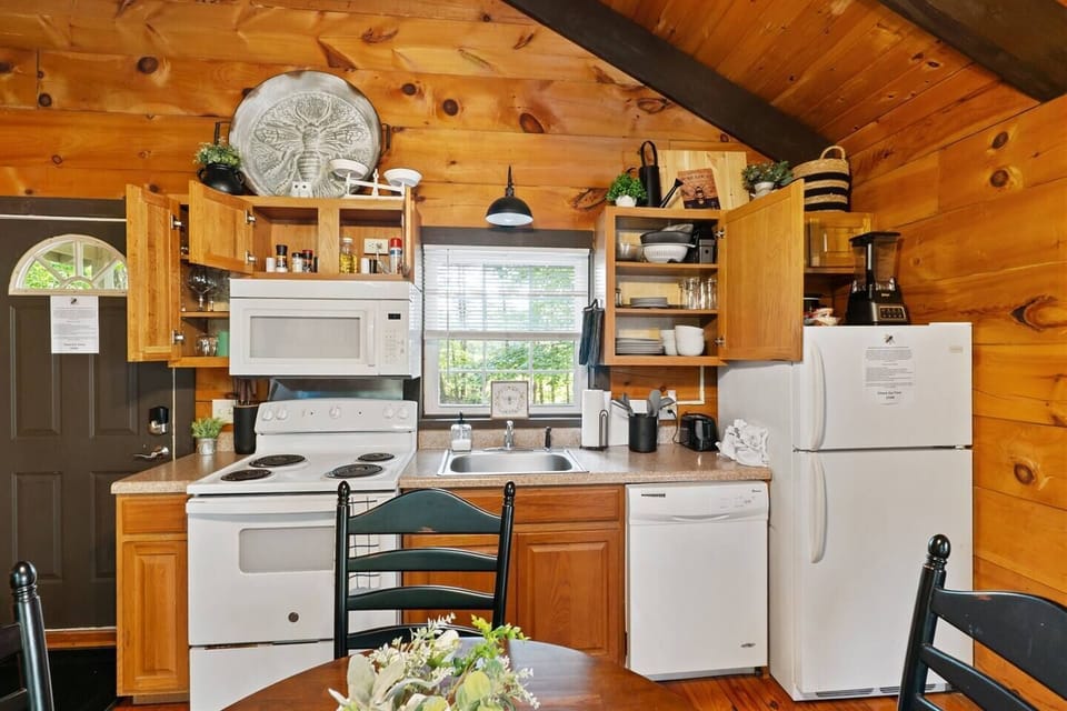 Cook a real dinner or just brew slow morning coffee - the kitchen is fully stocked down to the blender and wine glasses. Everything you need is here, nothing's in your way.