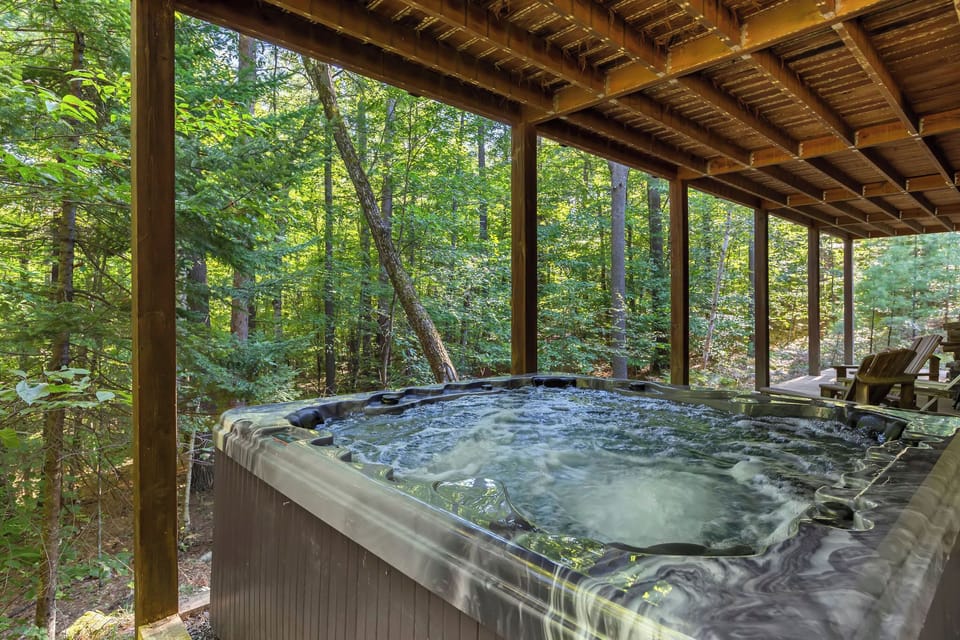 Hot tub at your service!