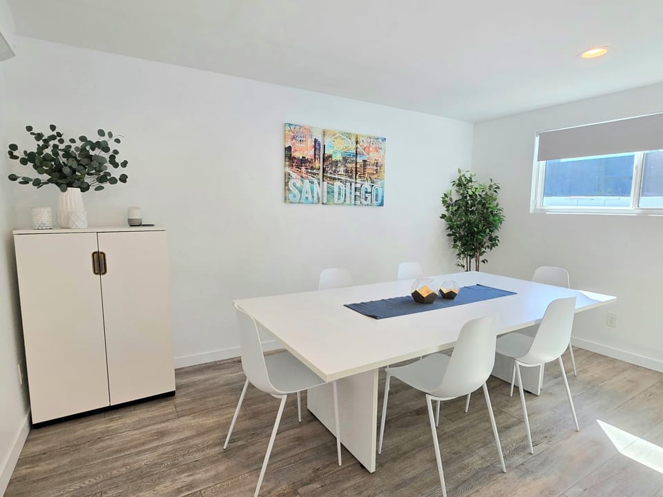 Large dining table - a great area for family game nights and crafts