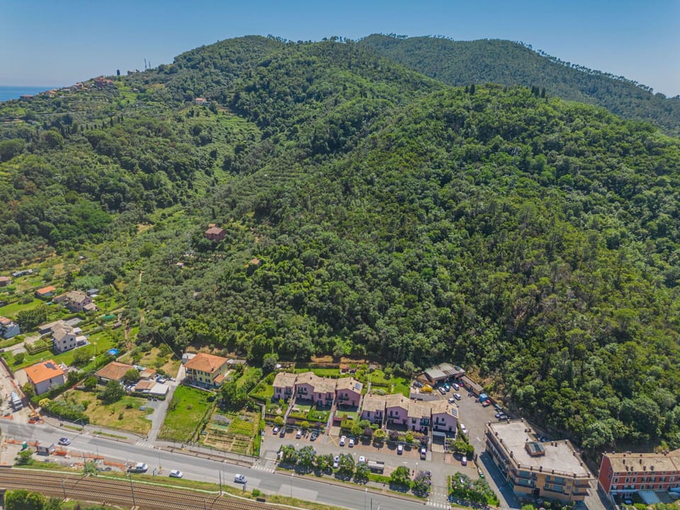 Sky, Mountain, Plant, Natural Landscape, Vegetation, Land Lot, Urban Design, Mountainous Landforms, Thoroughfare, Tree