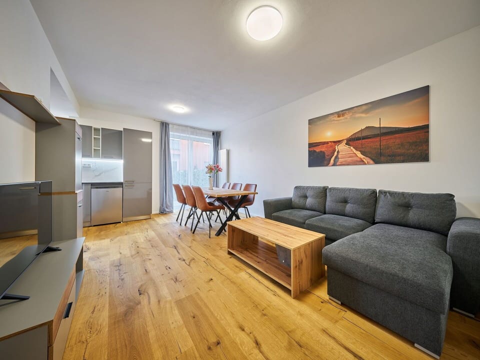 Property, Furniture, Table, Building, Couch, Wood, Comfort, Architecture, Living Room, Interior Design