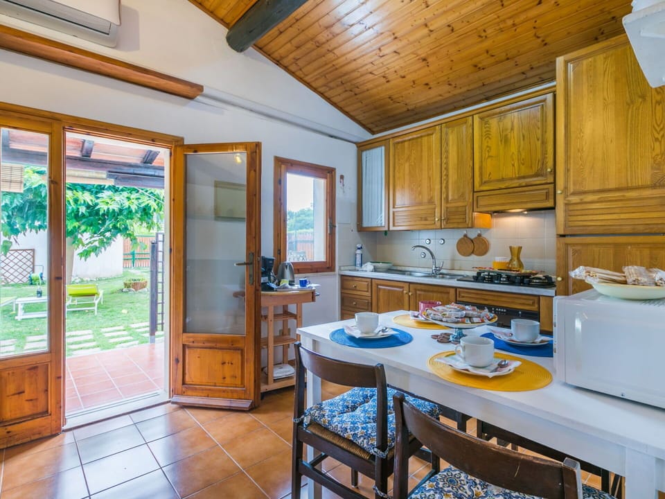 Property, Table, Wood, Azure, Interior Design, Architecture, Cabinetry, Chair, Door, Floor