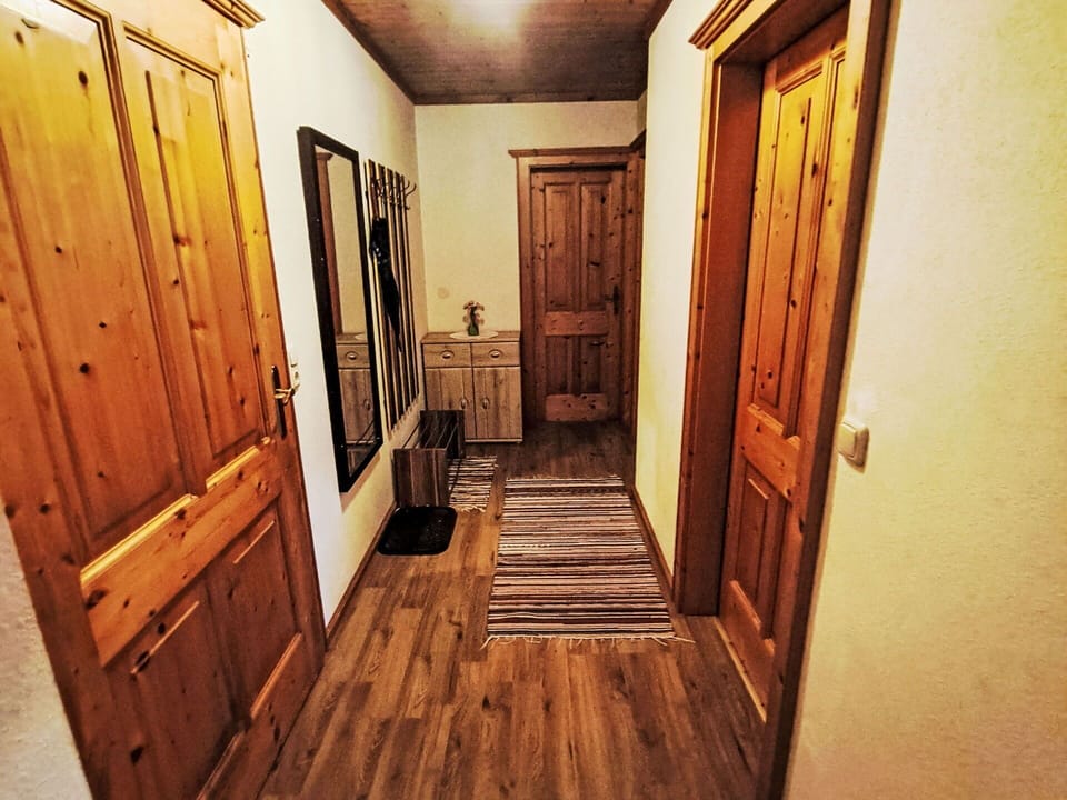 Wood, Flooring, Floor, Door, Wood Stain, Picture Frame, Hardwood, Plank, Varnish