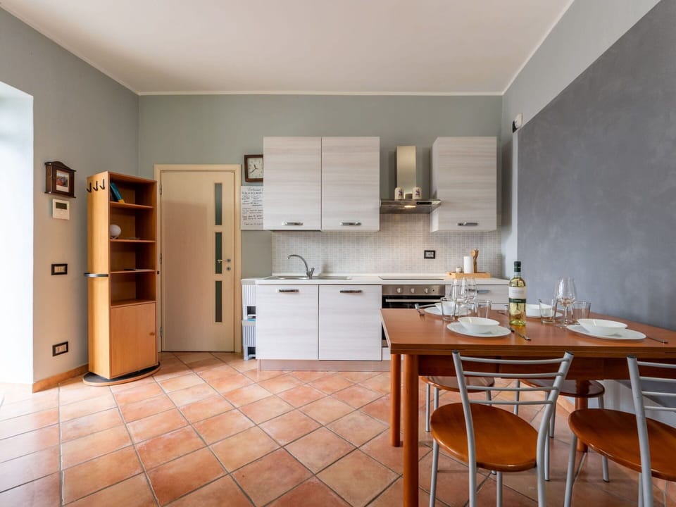 Cabinetry, Countertop, Furniture, Property, Chair, Wood, Table, Kitchen, Drawer, Interior Design