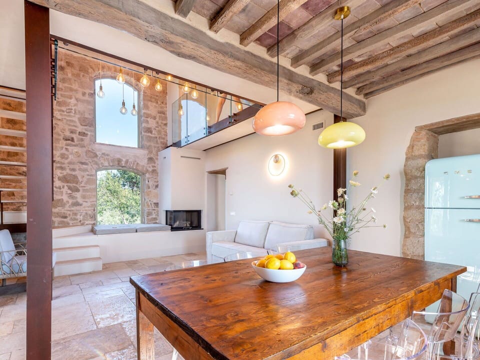 Table, Furniture, Property, Wood, Interior Design, Tableware, Chair, Lighting, Window, Flooring