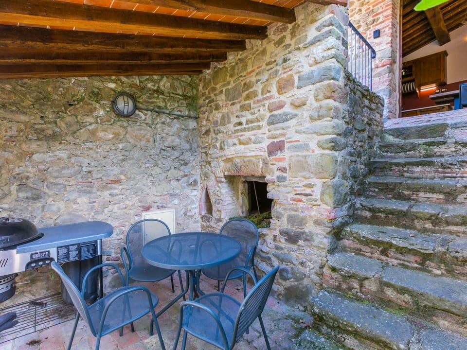 Property, Furniture, Table, Wood, Brickwork, Brick, Chair, Wall, Real Estate, Stone Wall
