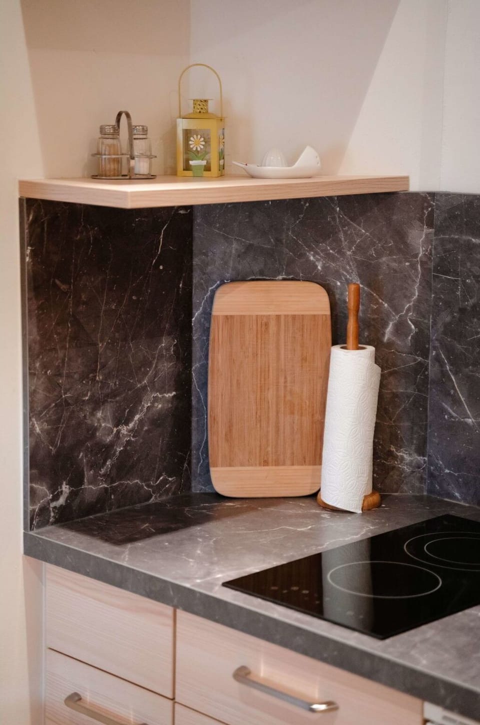 Tap, Property, Cabinetry, Plumbing Fixture, Wood, Kitchen, Bathroom Cabinet, Interior Design, Sink, Countertop