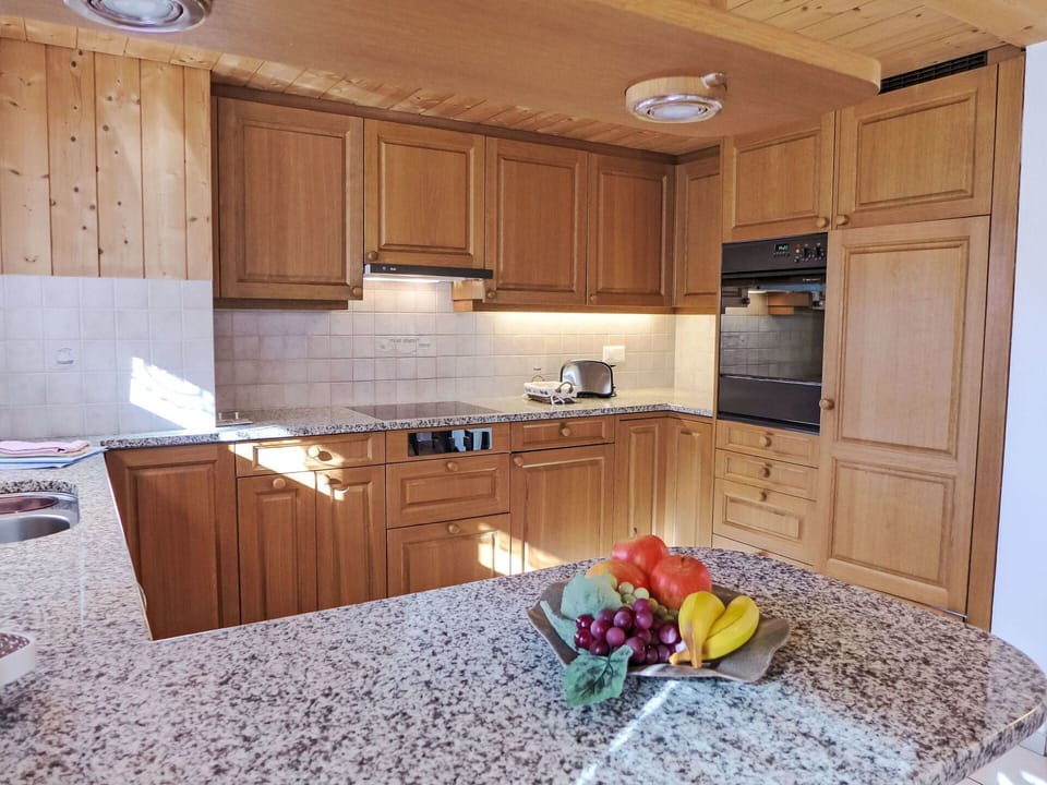 Cabinetry, Countertop, Property, Wood, Kitchen, Interior Design, Wood Stain, Flooring, Floor, Hardwood