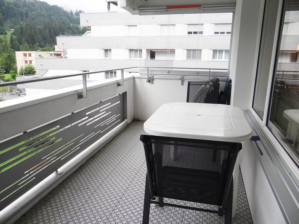 Water, Sky, Mountain, Azure, Natural Landscape, Cloud, Tree, Lake, Coastal And Oceanic Landforms, Bank