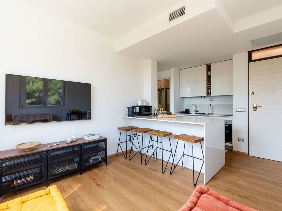 Sky, Snow, Mountain, Building, World, Slope, House, Natural Landscape, Freezing, Landscape