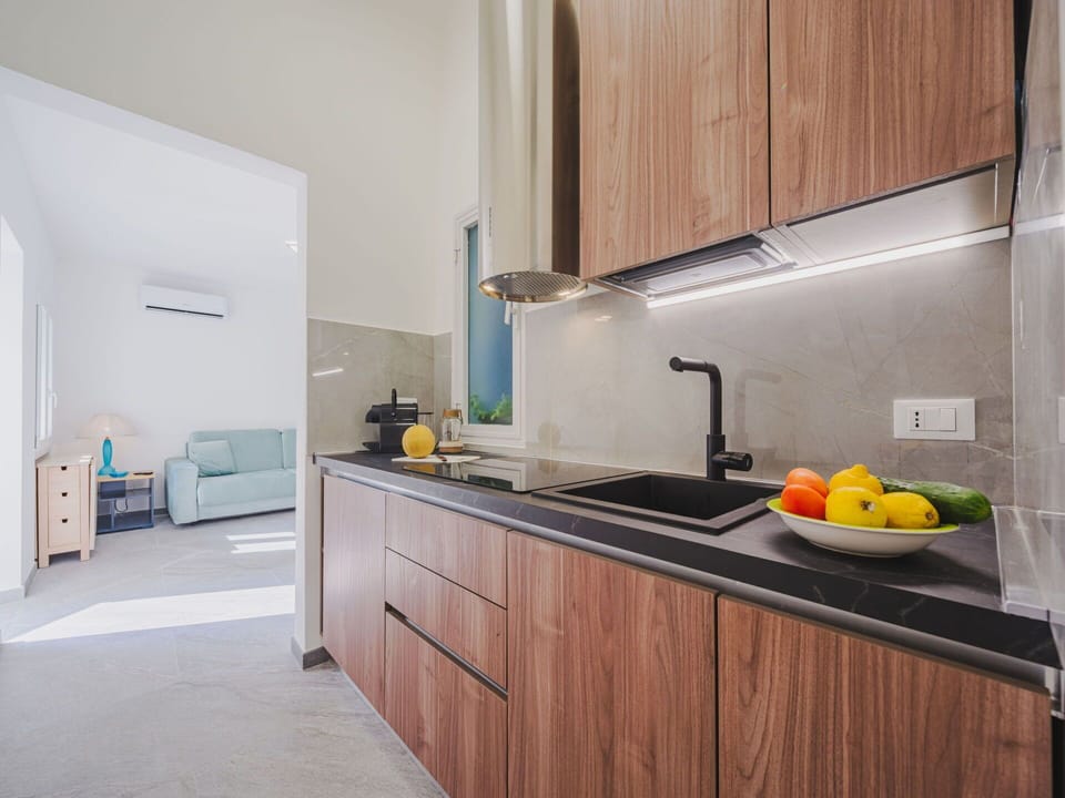 Sky, Snow, Mountain, Building, World, Slope, House, Natural Landscape, Freezing, Landscape