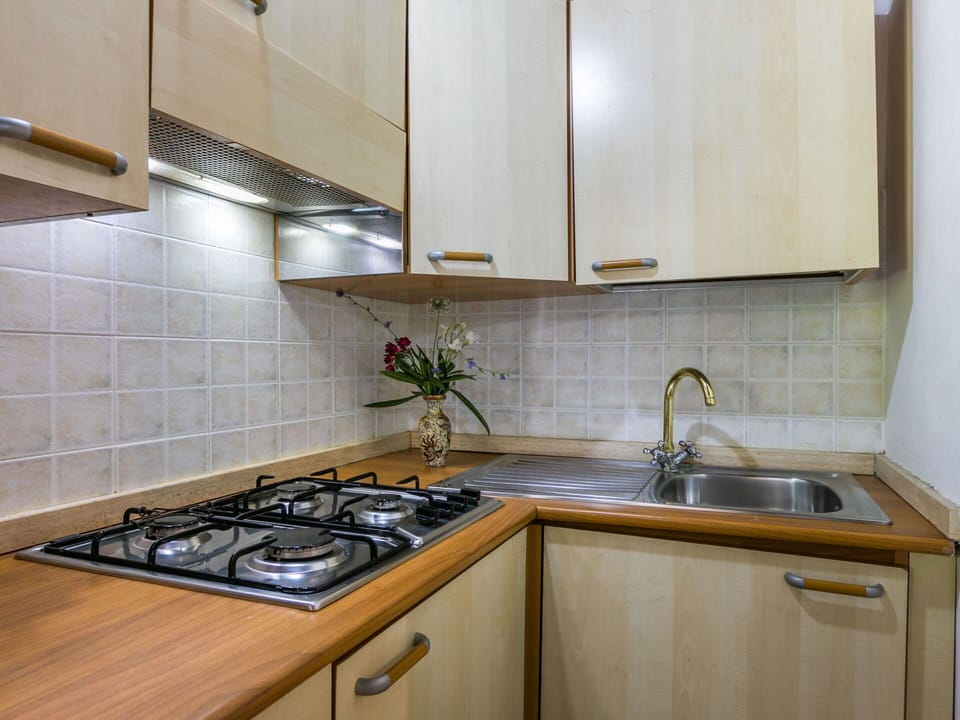 Sky, Snow, Mountain, Building, World, Slope, House, Natural Landscape, Freezing, Landscape