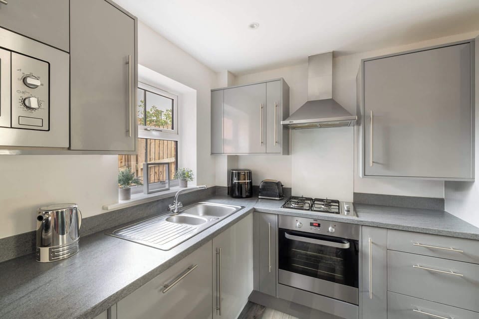 Shipwright Lodge, Whitby - Host & Stay