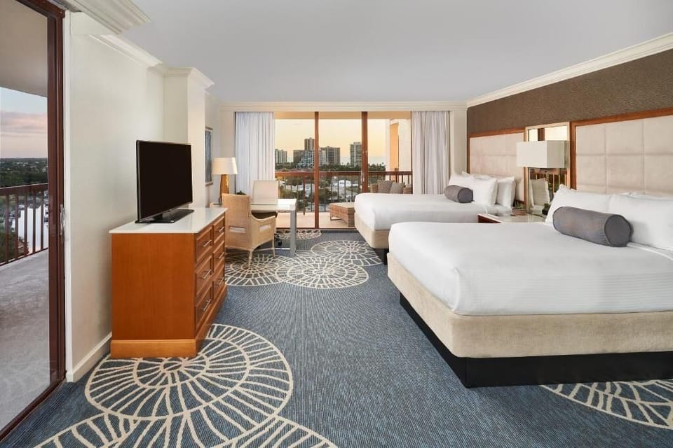 Unit with 2 Queen size beds