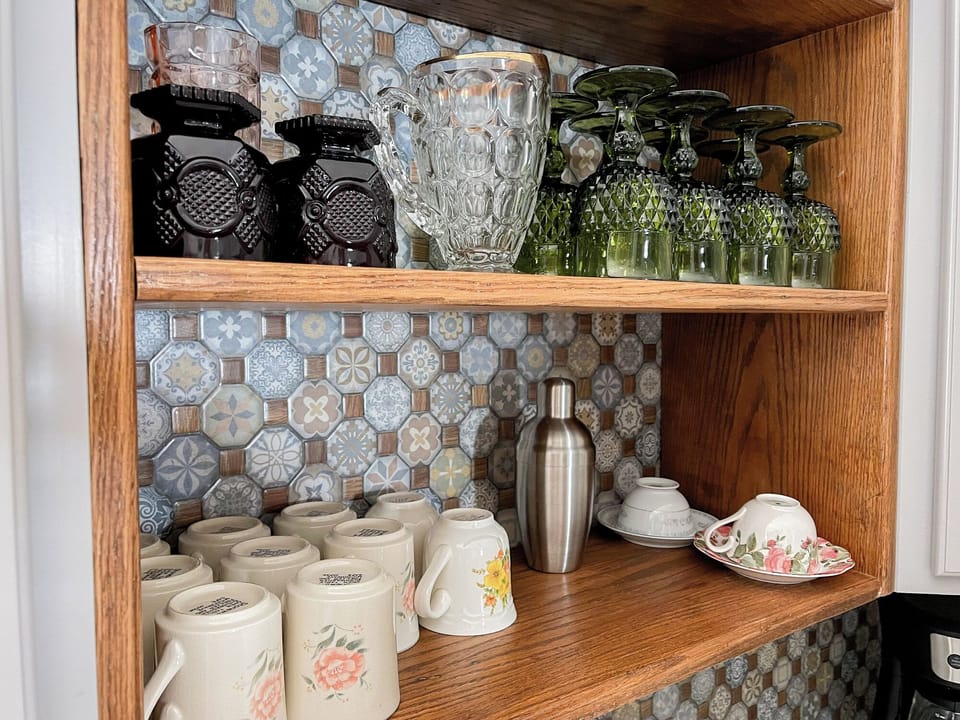 Cups and mugs