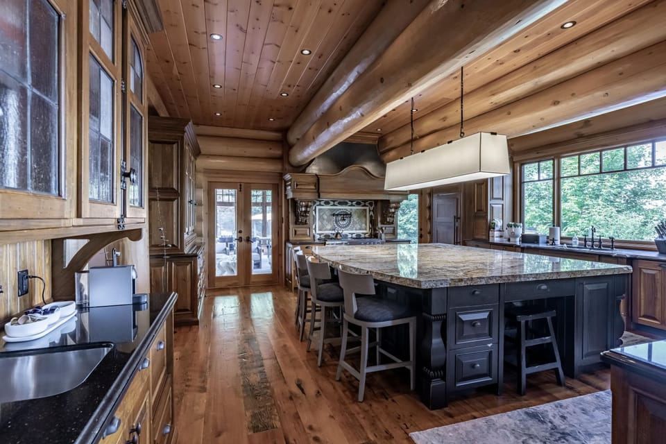 Kitchen &amp; Bar Seating